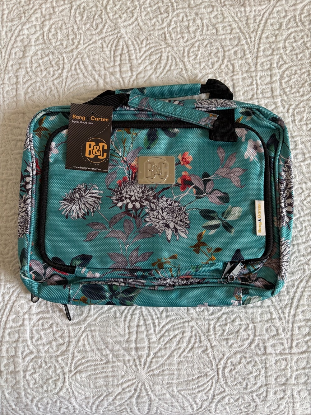NWT Bang & Carsen Large Travel Bag with Hook Azure Flowers 12"L x4"W x9"H